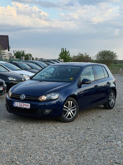 Volkswagen Golf 1,6 MPI. , Climatronic , Navi