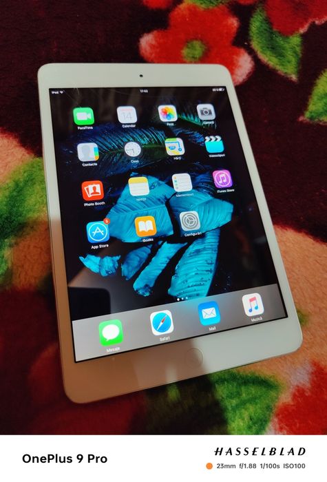 Vând iPad Mini 1st gen