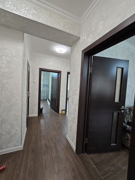 3/1/7.. Сергели 3а, Янгихает. Квартира 60 м², дом кирпич. Метро - 1 км