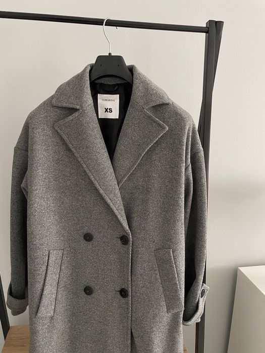 Дамско сиво палто дълго XS/S не е носено
