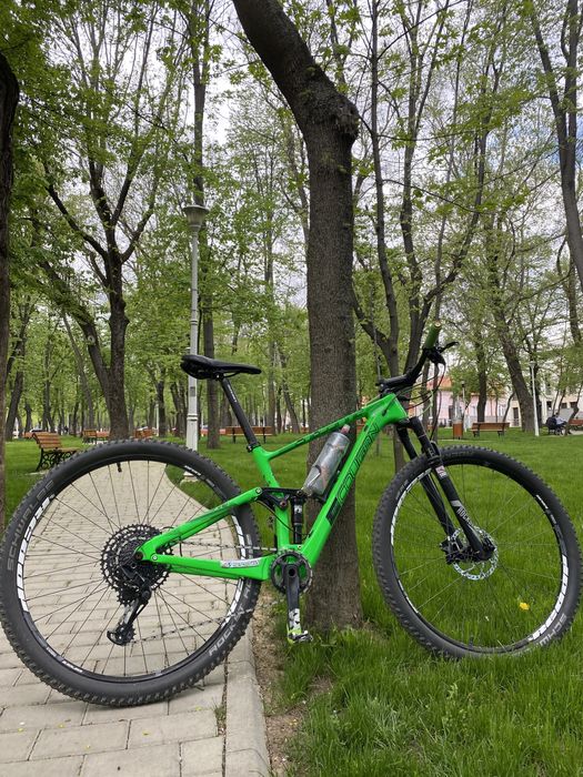 Lee cougan Crossfire Air 29er Carbon team