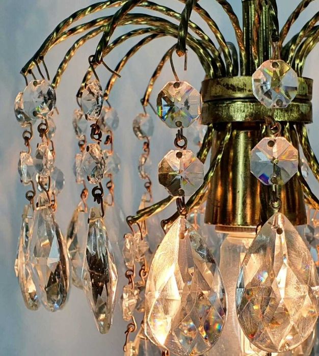 Кристален полилей полюлей