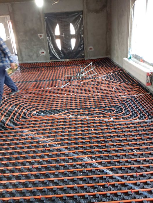 Execut instalații sanitare și termice