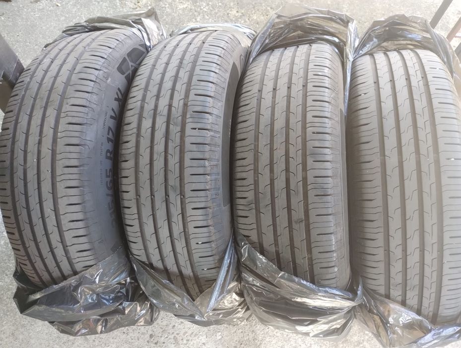 Set Anvelope  vara continental 215 65 17