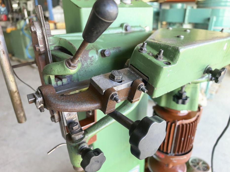 Автоматична точиларка и чапразило за банциг ленти, монофазна