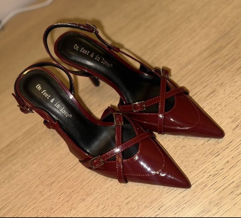 Pantofi cu toc eleganti