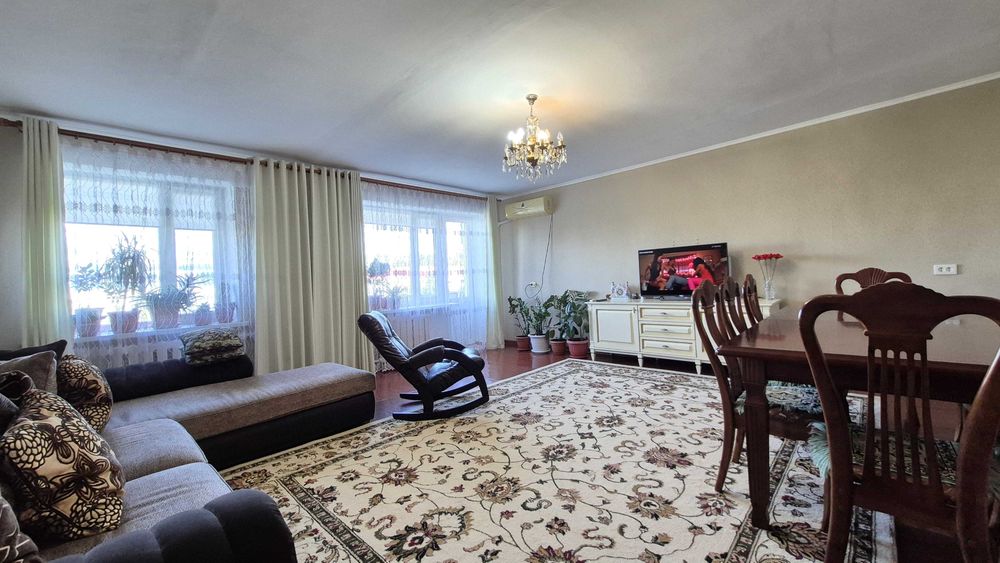 Квартира на Азаттык 42А