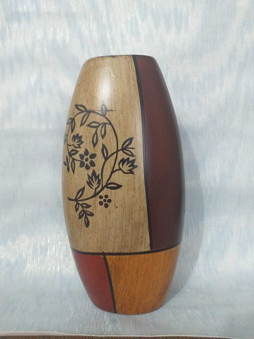 Продам вазу декор.