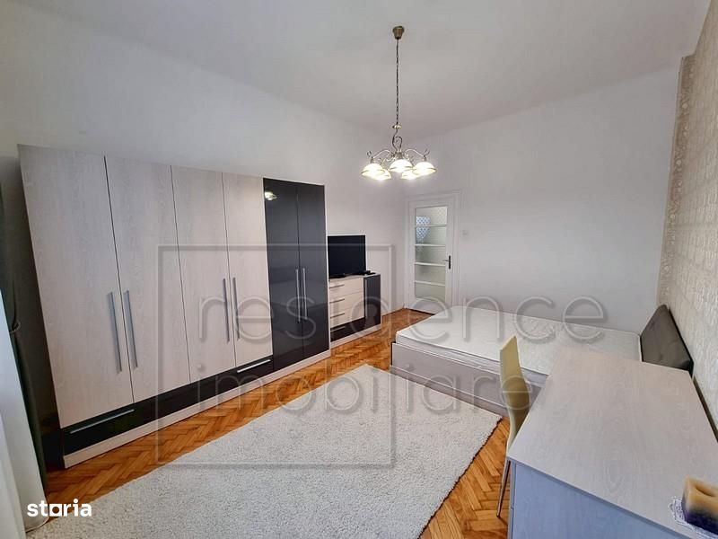 Apartament spatios cu o camera, Ultracentral, zona Piata Muzeului