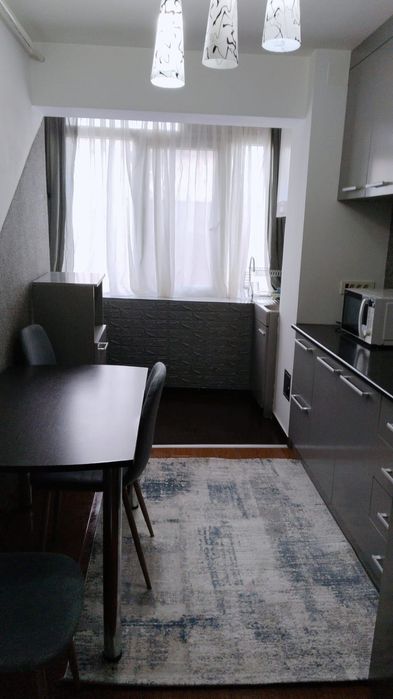 Vând apartament central cu 2 camere