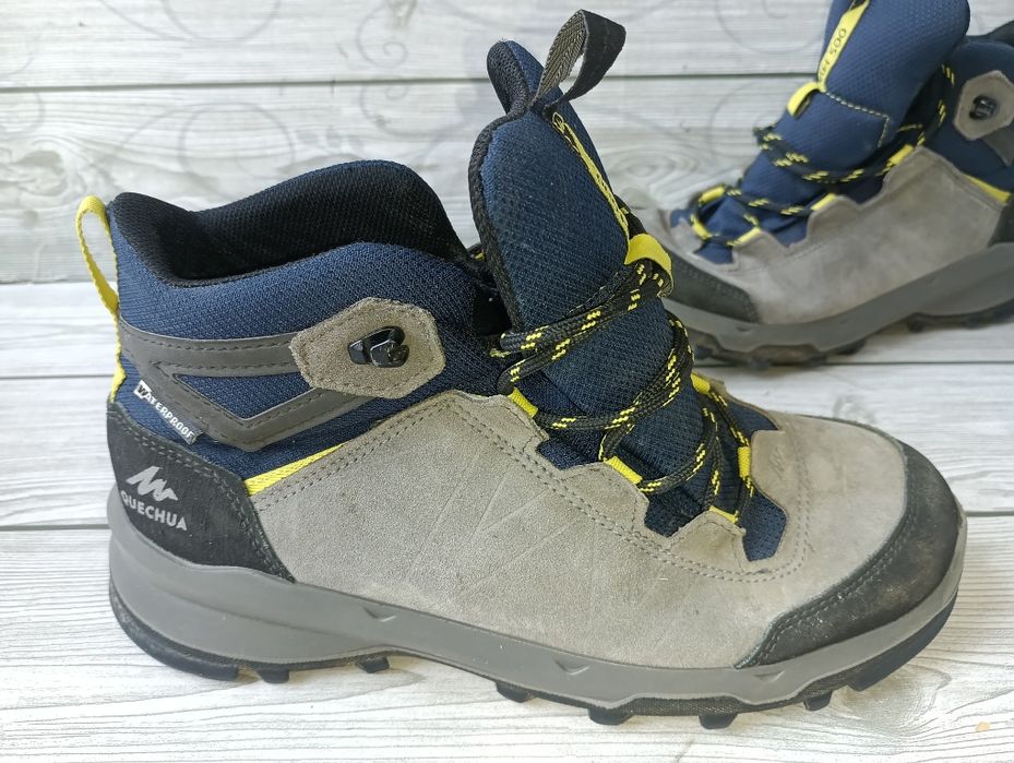Quechua Waterproof N 39 маратонки
