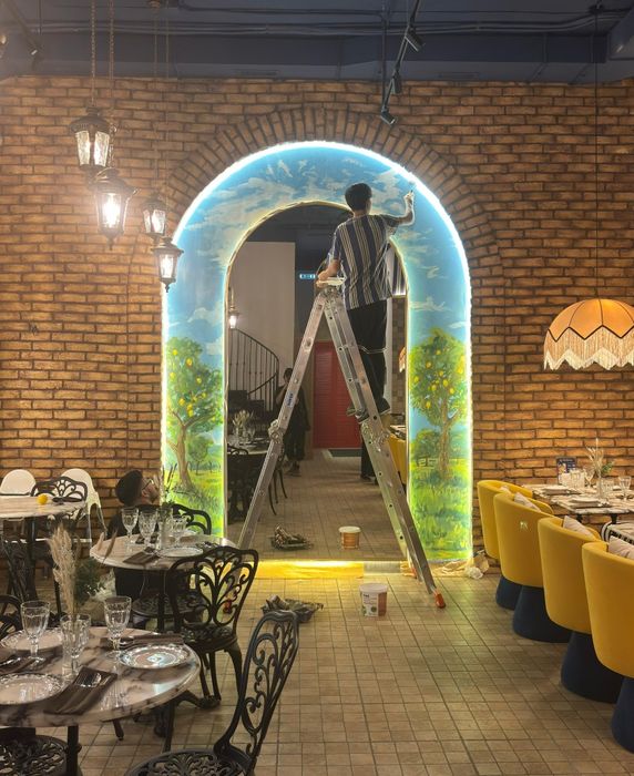 Роспись стен. Художники