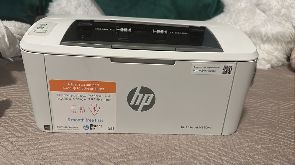 Vand imprimanta  hp laserjet m110we