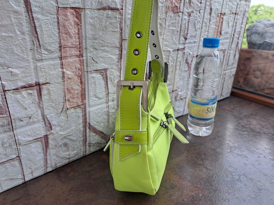 дамска чанта Tommy Hilfiger малка зелена чантичка