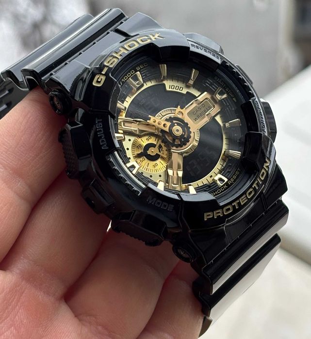 Ceas G-Shock Negru lucios auriu