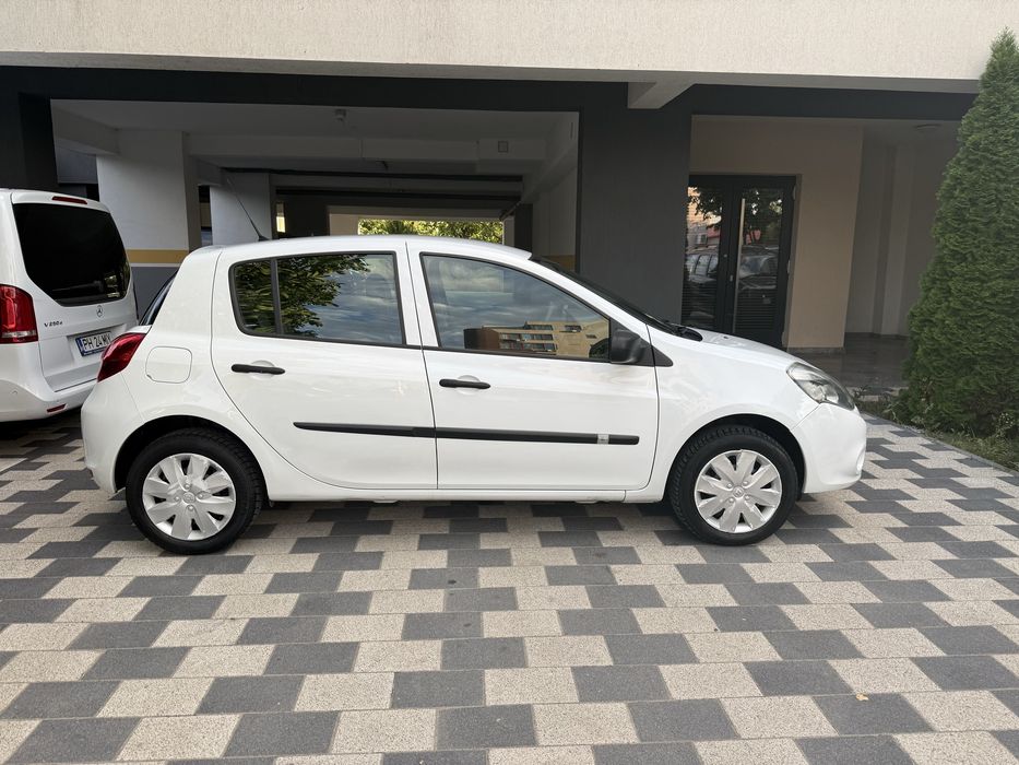 RENAULT Clio 2009 — imagine 4
