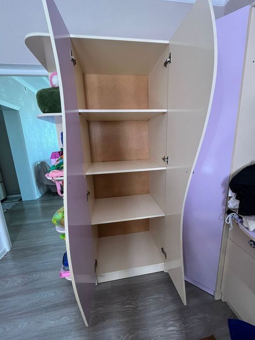 Детский гарнитур с кроватью