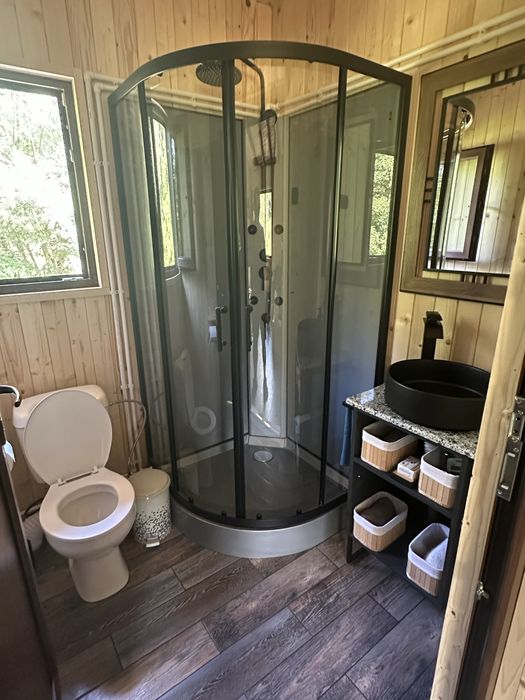 Casa de vacanta su de locuit