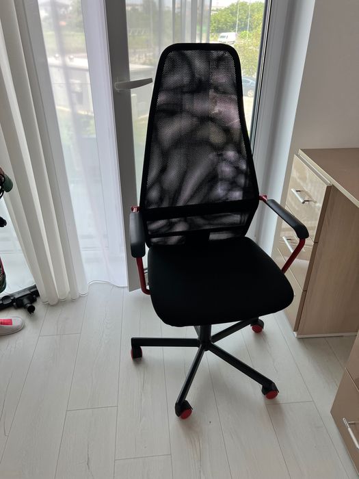 Birou si scaun Ikea