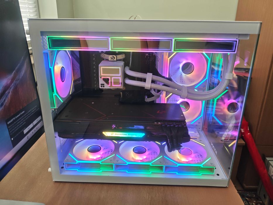 Геймърски компютър, Ryzen 9600x, Rx 6800xt, 32gb DDR5, 1tb Nvme, 850W, с водно охлаждане