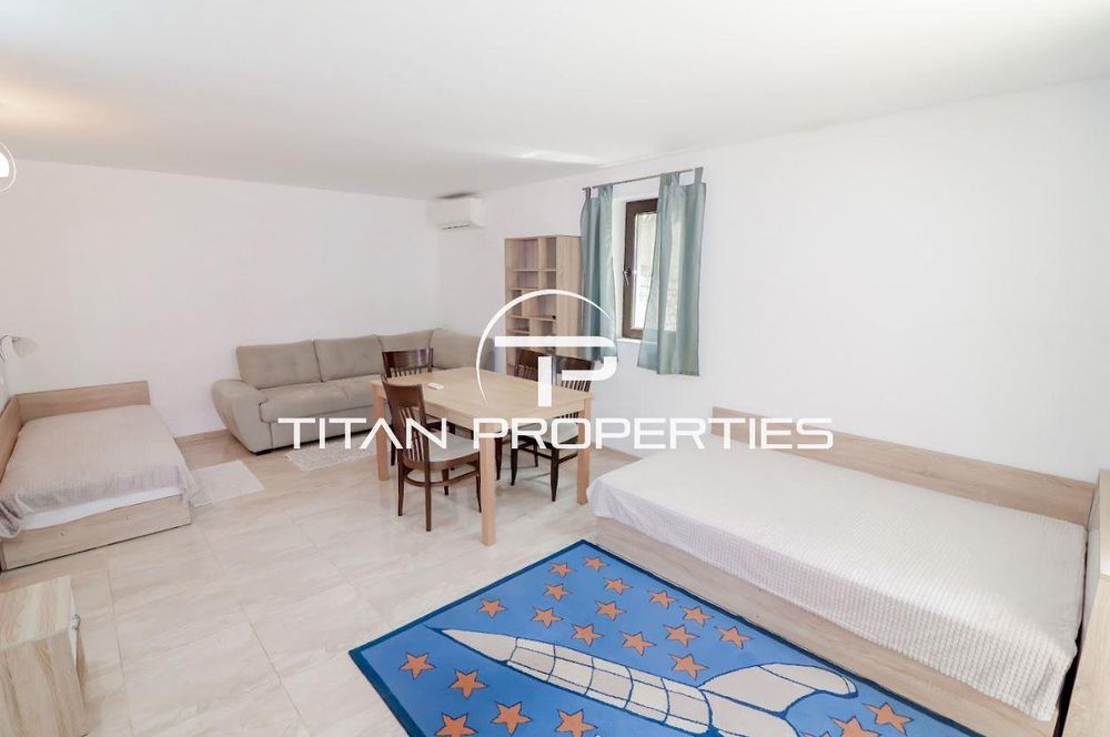 Двустаен апартамент, под наем, кв. Гръцка Махала