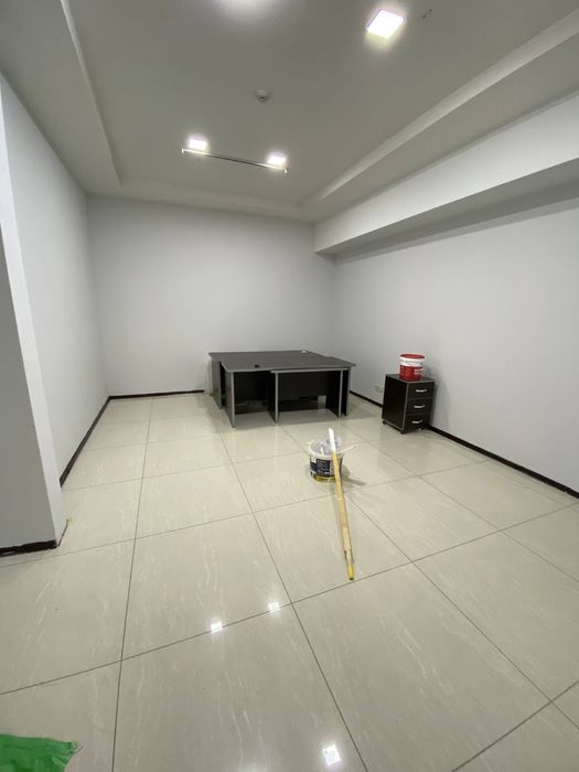 Срочно аренда офис 3 комнаты+ кухня и санузел свой ул Бабур