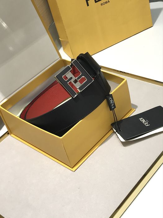 Кожен колан