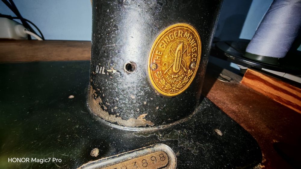 SINGER. mașină de cusut