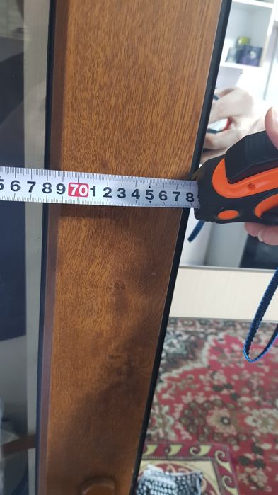 Продам стеклянный дверь без откоса