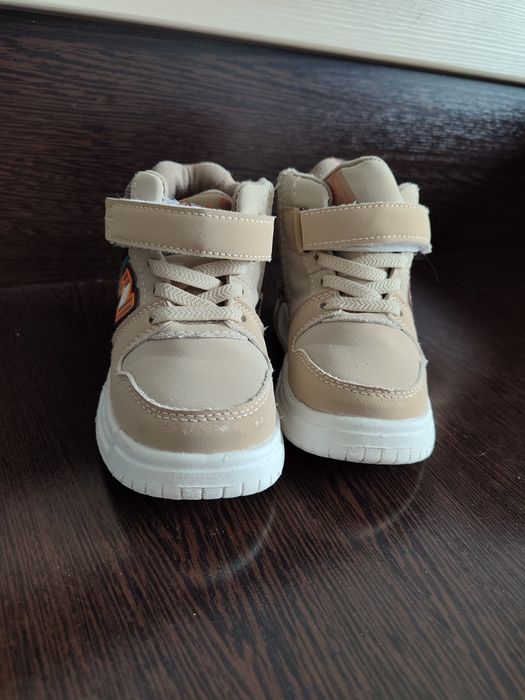 Продам обувь на мальчика