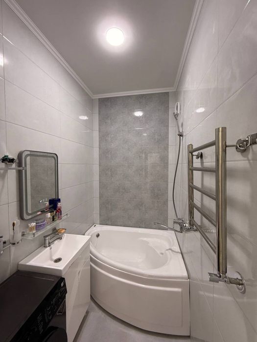 Срочна сотлади!! Яшнабод жк иззат Азия хаус