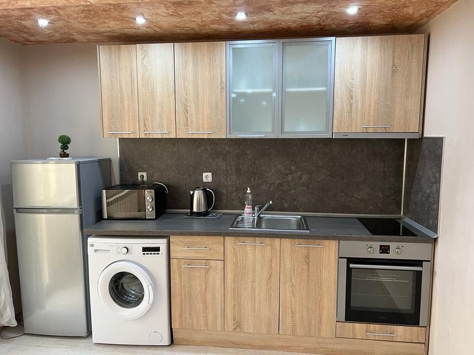 Дава се под наем Тристаен апартамент в Несебър - 95 кв.м за 484.5 € - Снимка #3