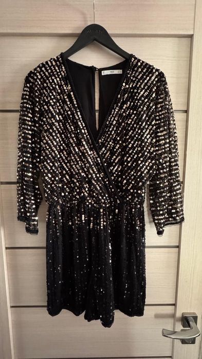 Продам комбинезон шорты Mango