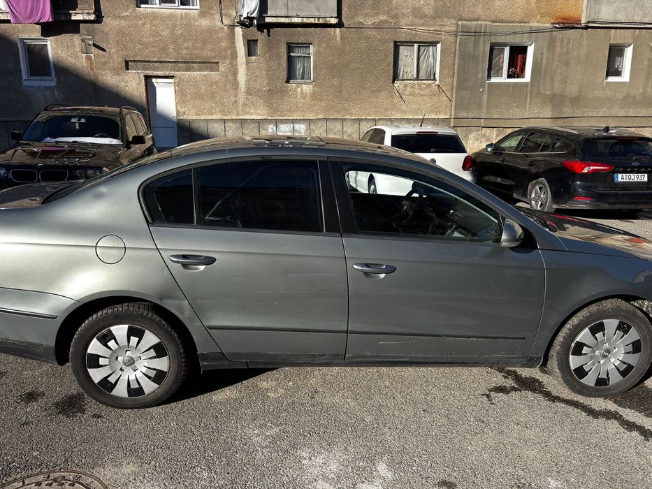 Se vinde Passat b6 1.6 FSI