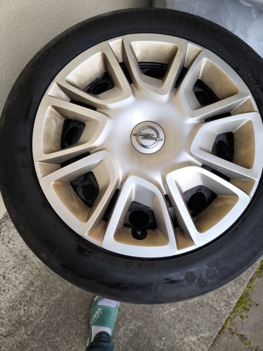Cauciucuri cu jante de tabla  pentru Opel 195/60/16