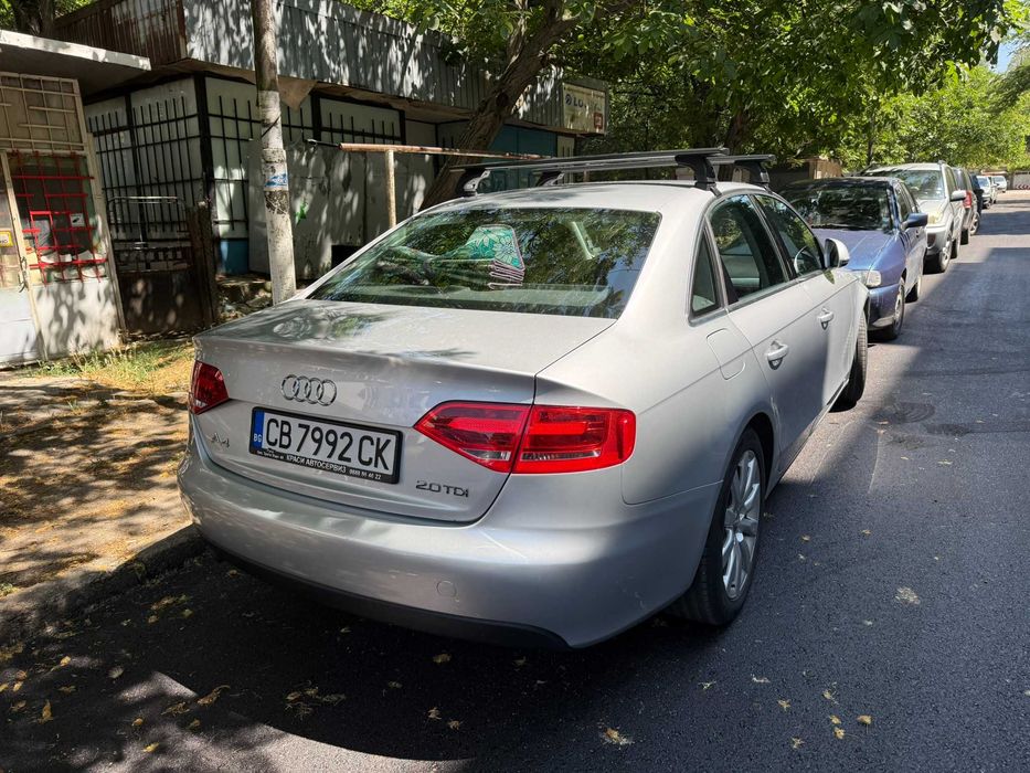 Audi A4 2009 2.0 TDI 143hp