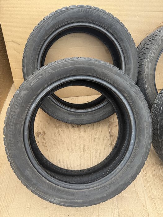 Зимни гуми Bridgestone 205/50 R17 DOT 07/17 6мм