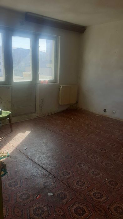 Apartament 3 camere,  de vânzare
