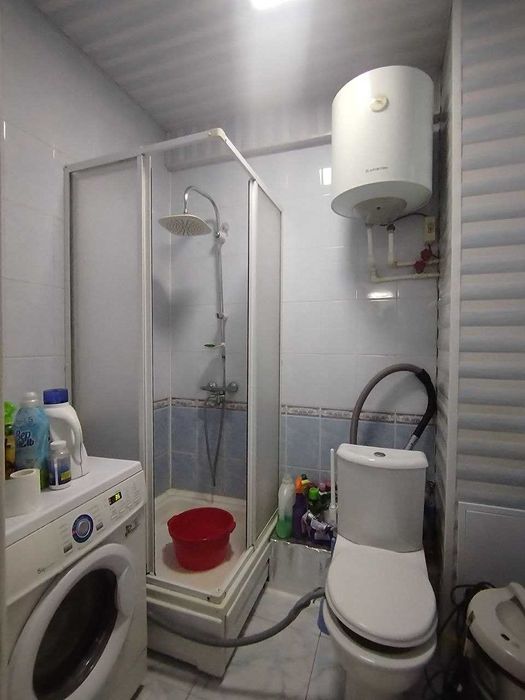 Продается 5х комн квартира 117кв на 1м этаже Горгаз цена 92000 у.е