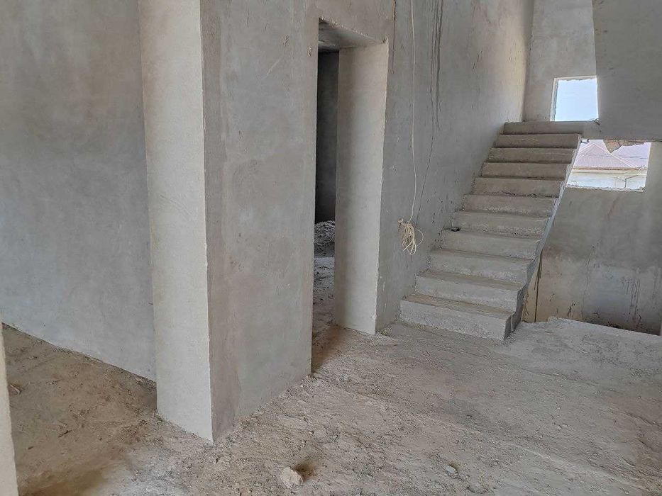 3 Qavatli turar joy Zudlik bilan