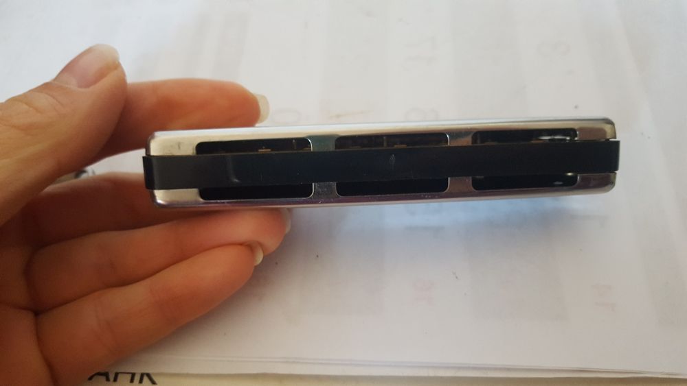 Устна хармоника с маркировка