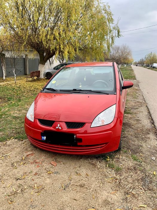 MITSUBISHI Colt