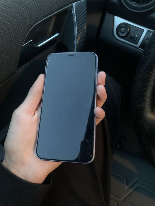 Продам Айфон 11 128gb 73%