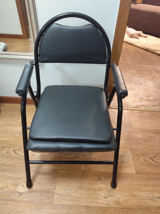 Санитарный стул продам