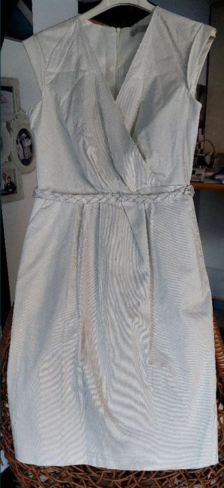 Rochie  Koton,alba,cu dungi foarte subtiri si buzunare, marimea 38