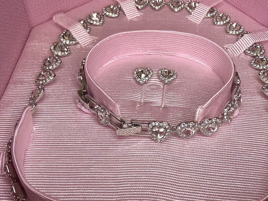 Set Swarovski x Ariana Grande