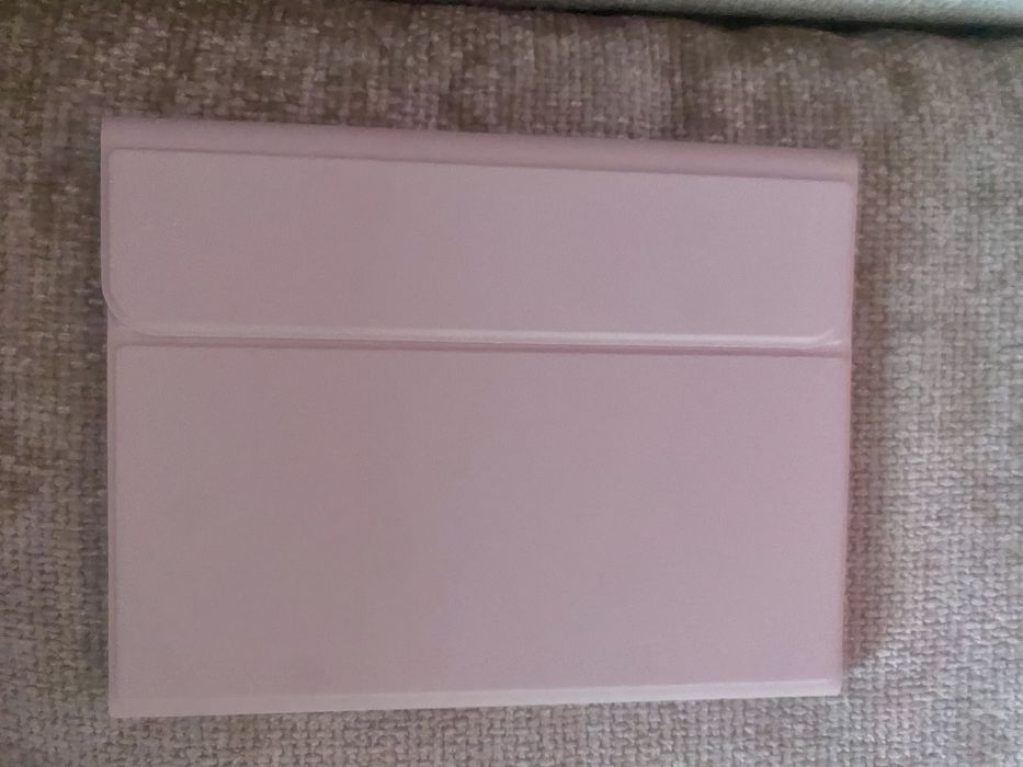 Husa roz cu tastatura pentru Ipad Pro 11, touchapad , tastaura
