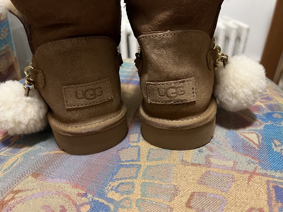 Cizme UGG, impecabile