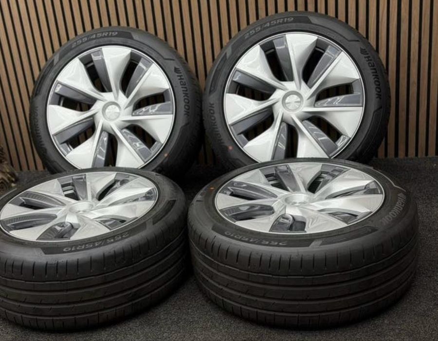 Tesla model Y джанти 19 цола