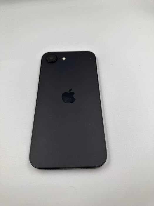Hope Amanet P5  Iphone 16E / 128gb-baterie 100%